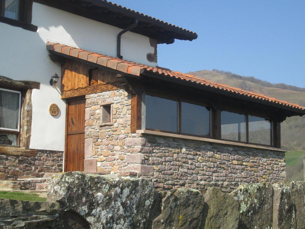 Zuaztoy de Azpilcueta Apaiolarre旅馆 客房 照片